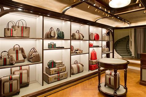 gucci paris flagship store|Gucci to open a giant flagship in Paris .